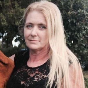 Meet your Posher, Alison